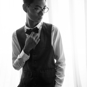 伴娘扒开腿㊙️免费视频
